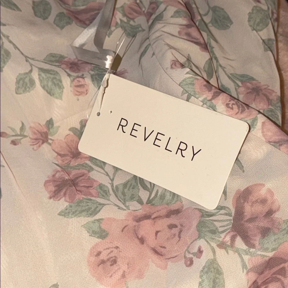 NWT REVELRY Athena Chiffon Floral Print Dress In Blushing Bride Bouquet size 14 - Picture 11 of 16